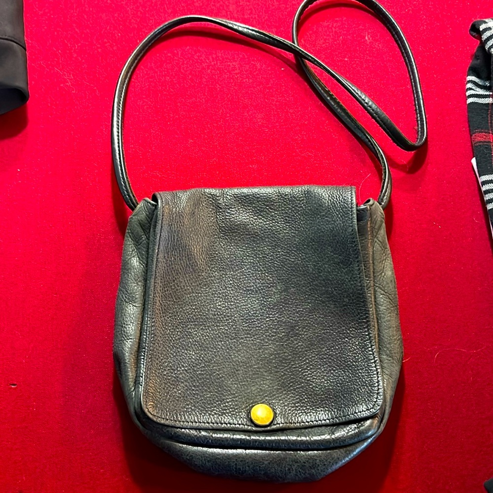 Libaire BLACK leather PURSE flap snap closure Made in U.S.A. shoulder/crossbody